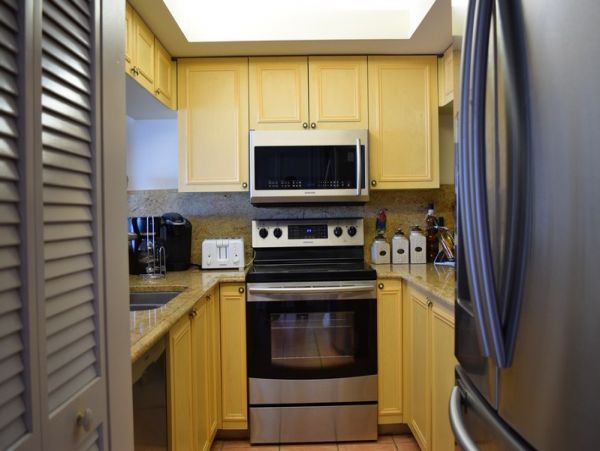 On Gulf 2 Bedroom Condo Communal Pool Spa & Tennis Court