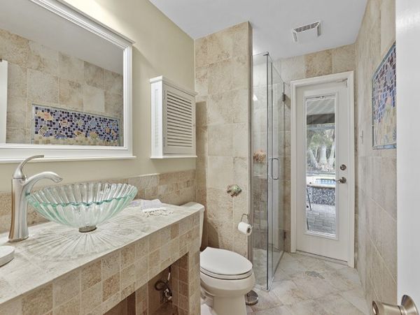 Naples Walk to Beach 4 Bedroom Rental Home with Caged Pool