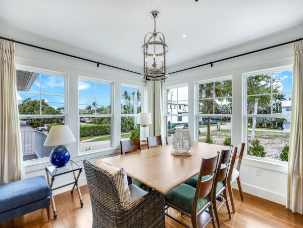 Charming Designer Cottage in Naples, FL - Coastal Retreat