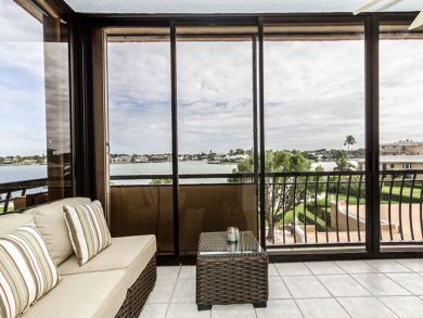 Naples Vacation Rental Condo Two Bedrooms Great Bay Views