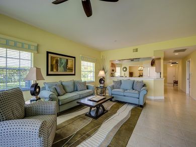 Naples Condo 918526