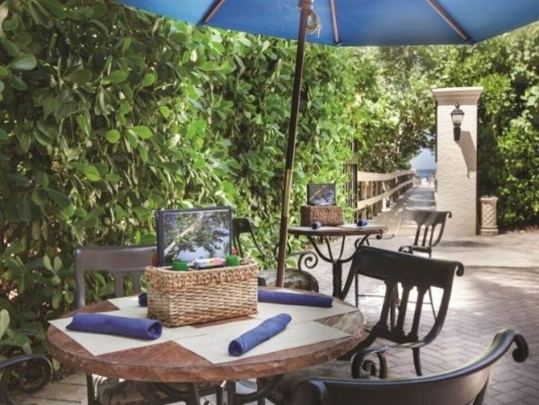 Luxury Marco Island 1 Bedroom Vacation Condo Sleeps Walk to Beach