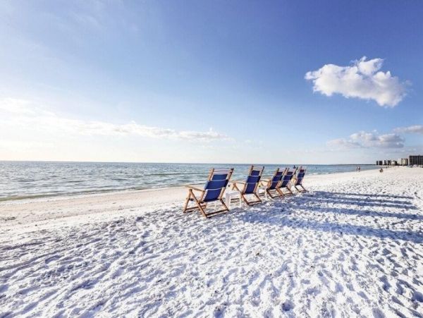 Luxury Marco Island 1 Bedroom Vacation Condo Sleeps Walk to Beach