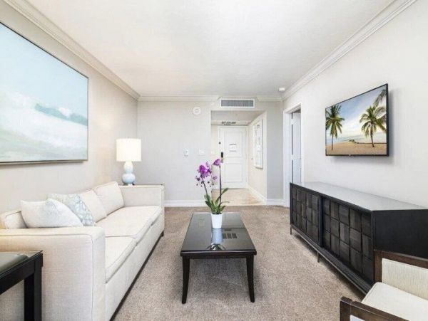 Luxury Marco Island 1 Bedroom Vacation Condo Sleeps Walk to Beach