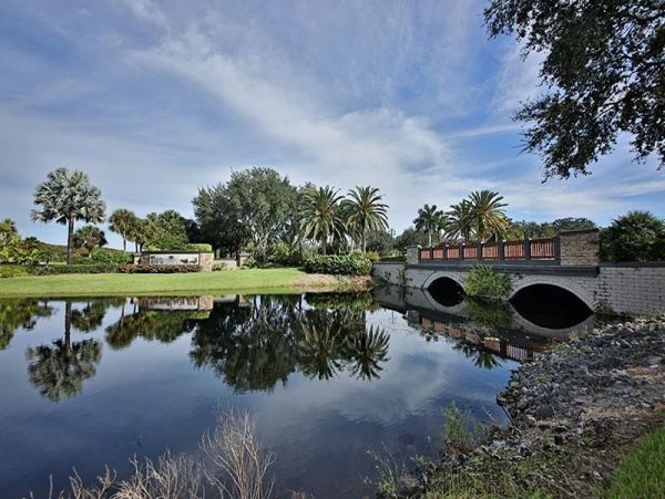 Naples Luxury Vacation Estate Villa - Full Golf Privileges