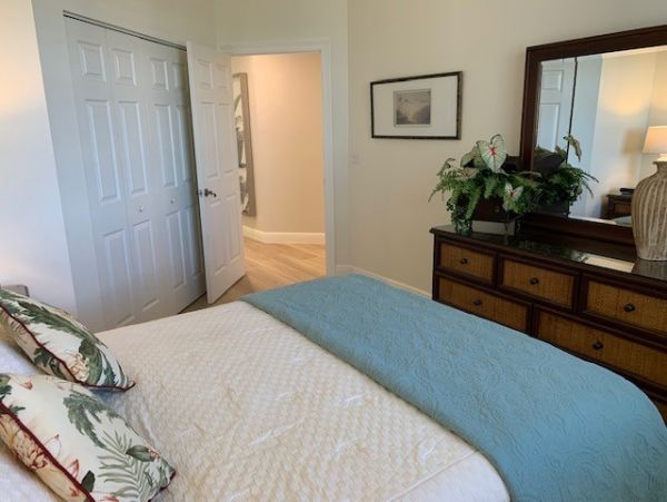 Naples Condo 918552