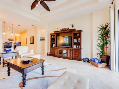 Naples Home 918567
