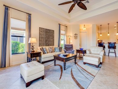 Naples Home 918567