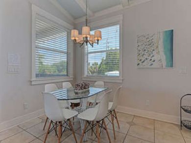 Holmes Beach Vacation Rental Sleeps Six Guests