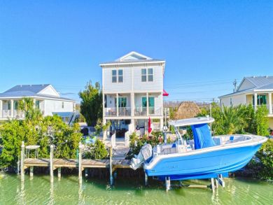 Marathon Vacation Home Sleeps Eight Guests