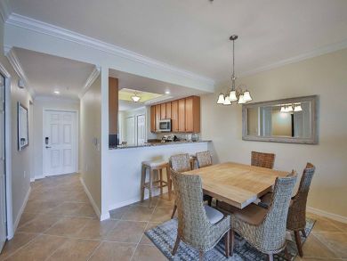 Naples Condo 918600