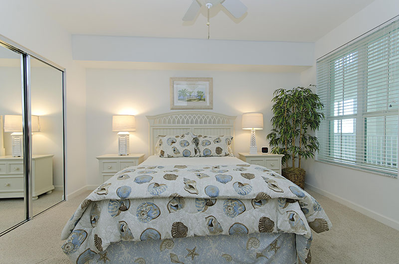 Naples Condo 918605
