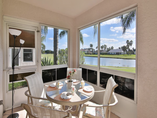 Drive to Anna Maria Island Beaches A great Golf/lake Community