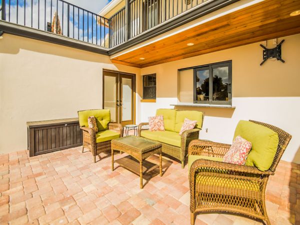 Short Walk to Beach Naples Vacation Home Private Pool