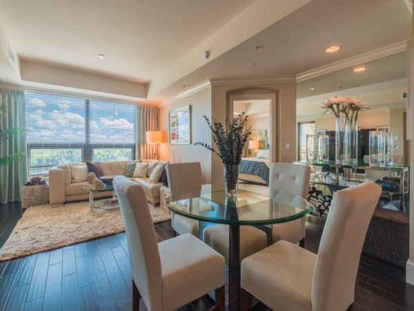 Two Bedroom Vacation Condo in Naples Sleeps Four Guest