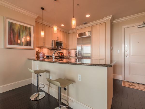 Two Bedroom Vacation Condo in Naples Sleeps Four Guest