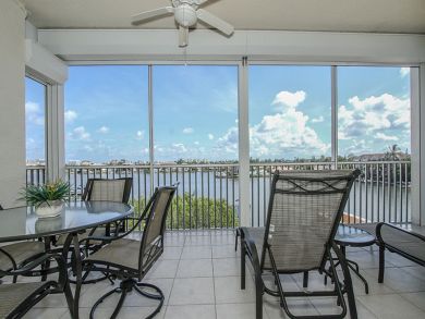 Naples Vacation Home 3 Bedrooms Plus Den Sleeps Eight Guests