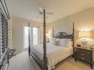 Naples Vacation Home 3 Bedrooms Plus Den Sleeps Eight Guests