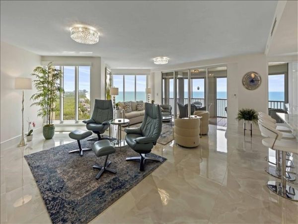 Stunning 19th-Floor Beachfront Condo with Sweeping Gulf Views