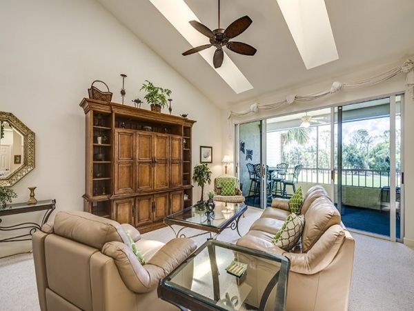 Luxury Condo in an Exclusive  Community Naples