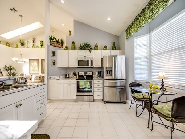 Luxury Condo in an Exclusive  Community Naples