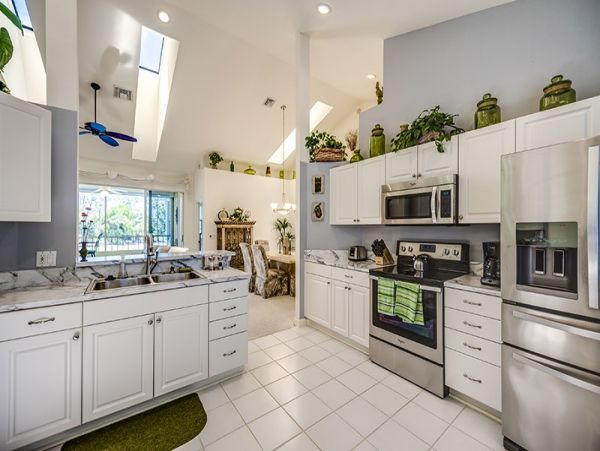Luxury Condo in an Exclusive  Community Naples