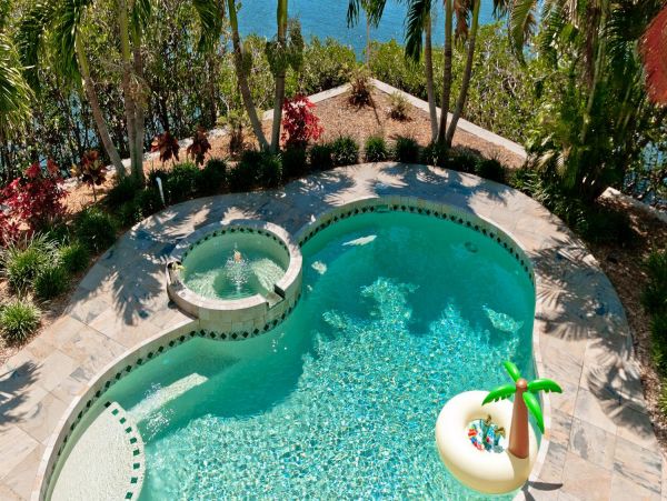 Palmetto Vacation Home Three Bedroom Water Views