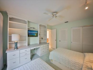 Naples Home 918691