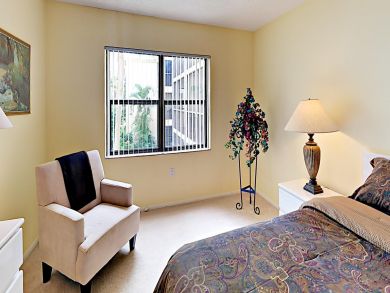 Brandenton Vacation Condo Sleeps Four Guests.