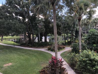 Brandenton Vacation Condo Sleeps Four Guests.