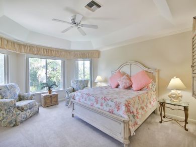 Holmes Beach 3 Bedroom Vacation Home Sleeps Six Guests