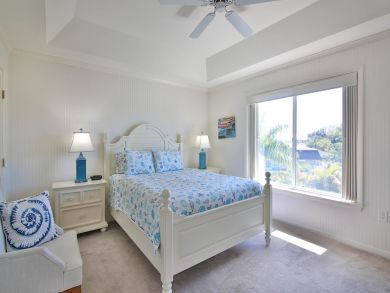 Holmes Beach 3 Bedroom Vacation Home Sleeps Six Guests