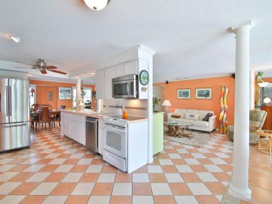 Anna Maria Island Waterfront Vacation Rental - Holmes Beach Monthly Rental Anna Maria Island Waterfront Vacation Rental - Holmes Beach Monthly Rental