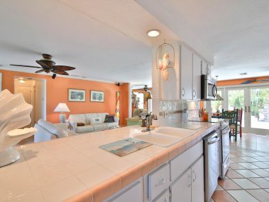 Anna Maria Island Waterfront Vacation Rental - Holmes Beach Monthly Rental Anna Maria Island Waterfront Vacation Rental - Holmes Beach Monthly Rental