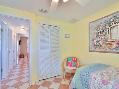 Anna Maria Island Waterfront Vacation Rental - Holmes Beach Monthly Rental Anna Maria Island Waterfront Vacation Rental - Holmes Beach Monthly Rental