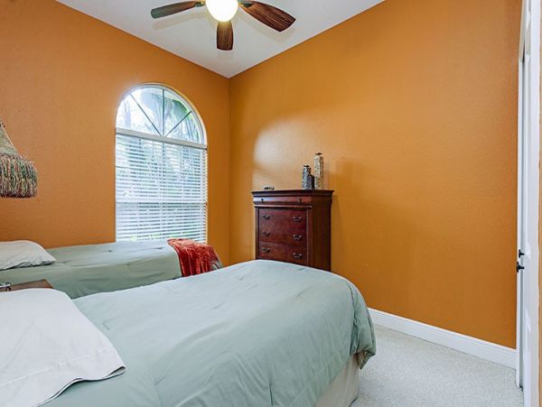 Naples 3 Bedroom Vacation Home Sleeps 6 Guests Private Pool