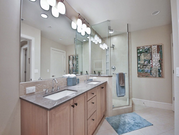 Stroll to Dining Shopping & Exceptional Amenities.