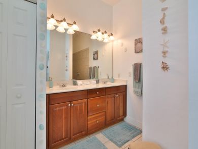 Anna Maria Island Holmes Beach Home 918718