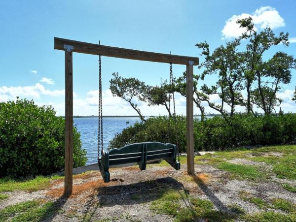 Pet Friendly Anna Maria Island Vacation Rental Large Family Beach Home Near Gulf and Bay