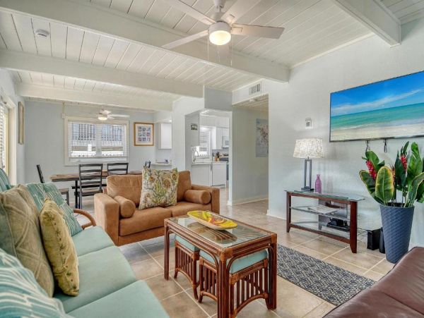 Pet Friendly Anna Maria Island Vacation Rental Large Family Beach Home Near Gulf and Bay