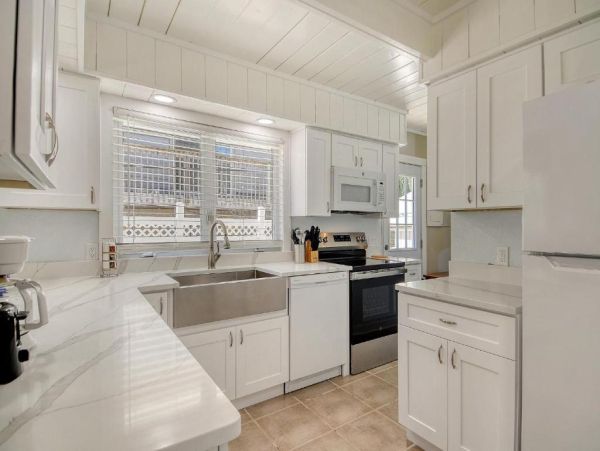 Pet Friendly Anna Maria Island Vacation Rental Large Family Beach Home Near Gulf and Bay