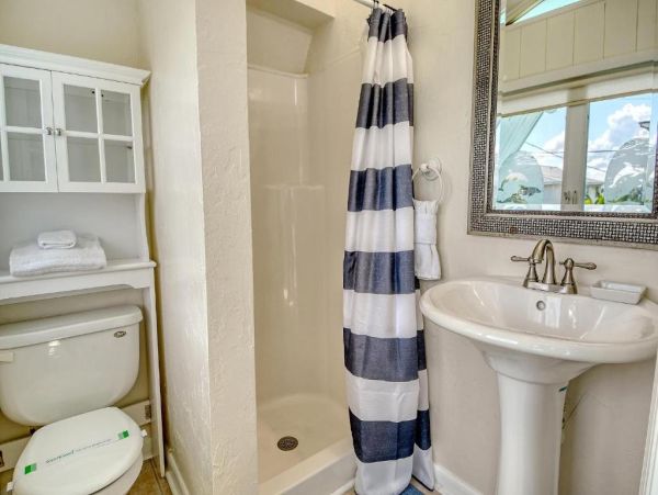 Pet Friendly Anna Maria Island Vacation Rental Large Family Beach Home Near Gulf and Bay