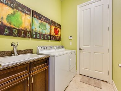 Naples Home 918732
