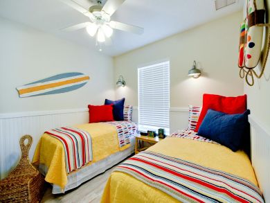 Stunning 3 Bedroom Duplex with Gulf Views from the Rooftop
