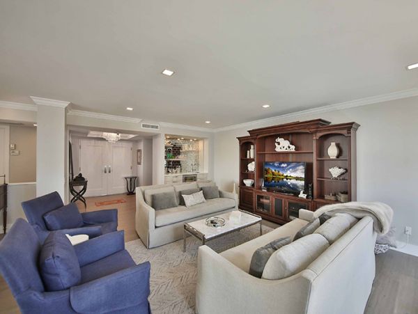 Naples Beach Condominium with Ocean Views