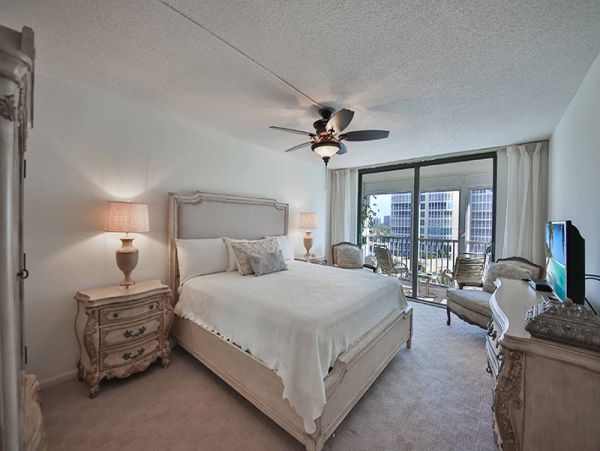 Naples Beach Condominium with Ocean Views