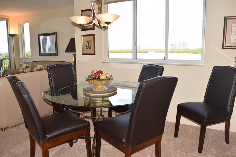 Naples Three Bedroom Great Amenities.