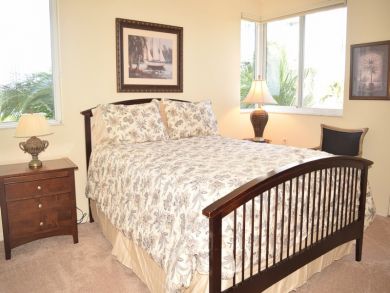 Naples Three Bedroom Great Amenities.