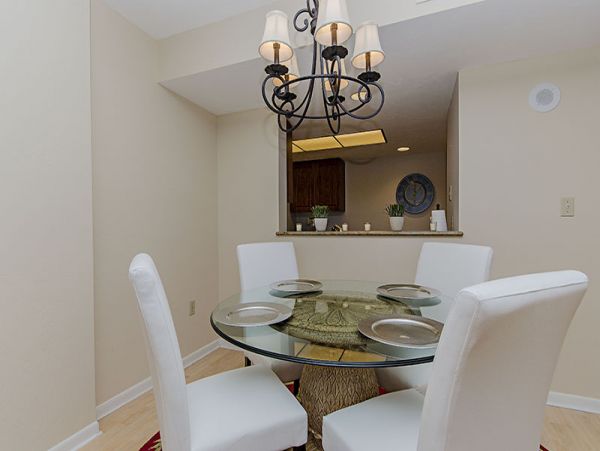 Naples Condo 918782
