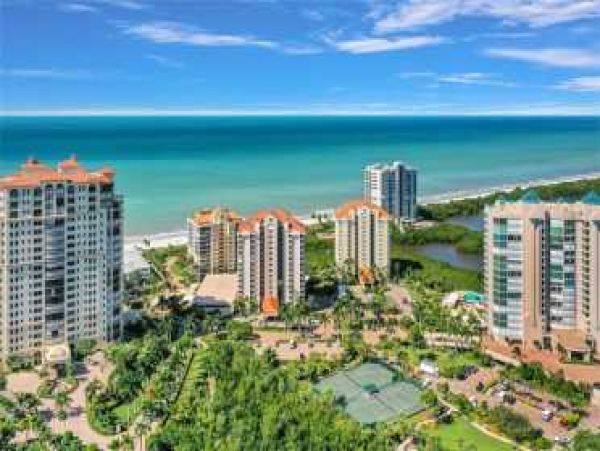 Partial Gulf Views Naples Florida Vacation Condo